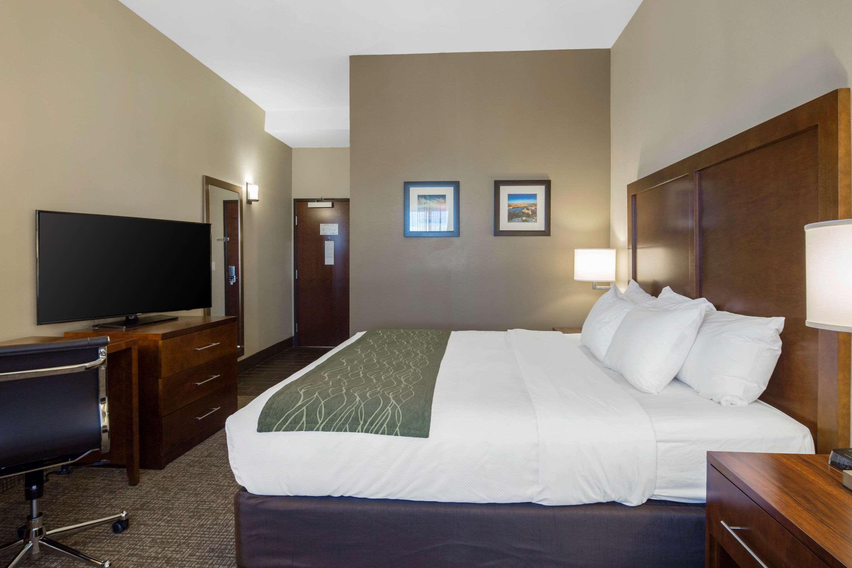 Comfort Inn & Suites Edgewood Zewnętrze zdjęcie