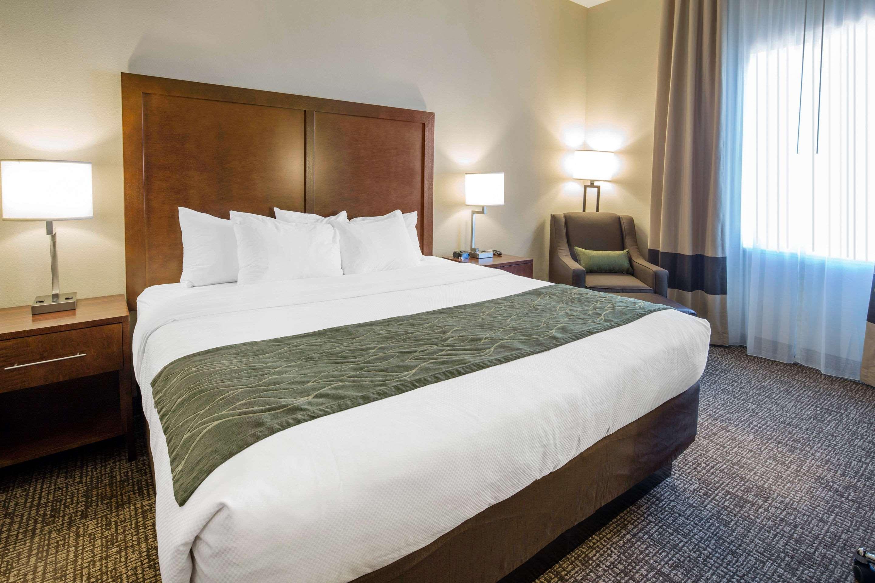 Comfort Inn & Suites Edgewood Zewnętrze zdjęcie