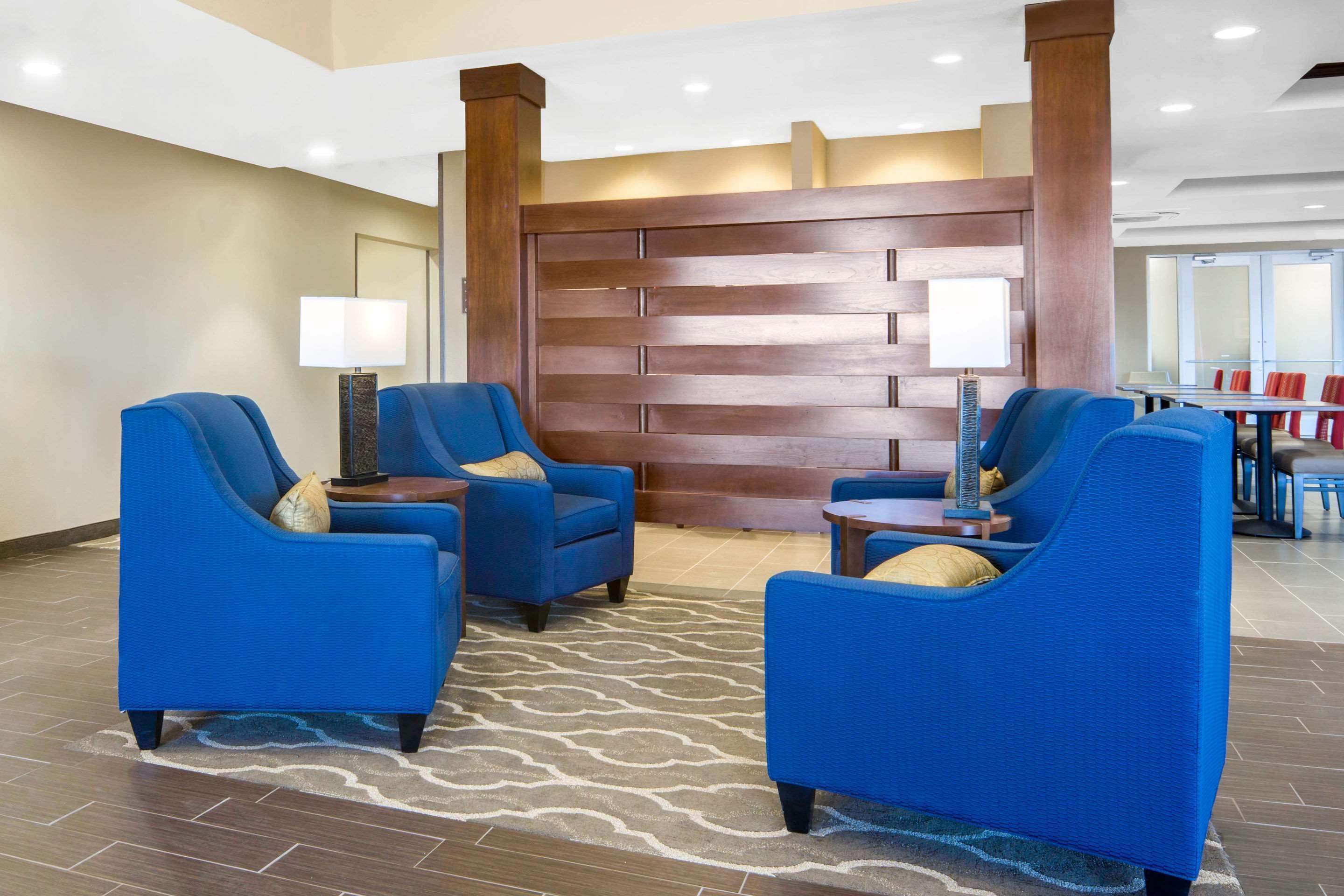 Comfort Inn & Suites Edgewood Zewnętrze zdjęcie
