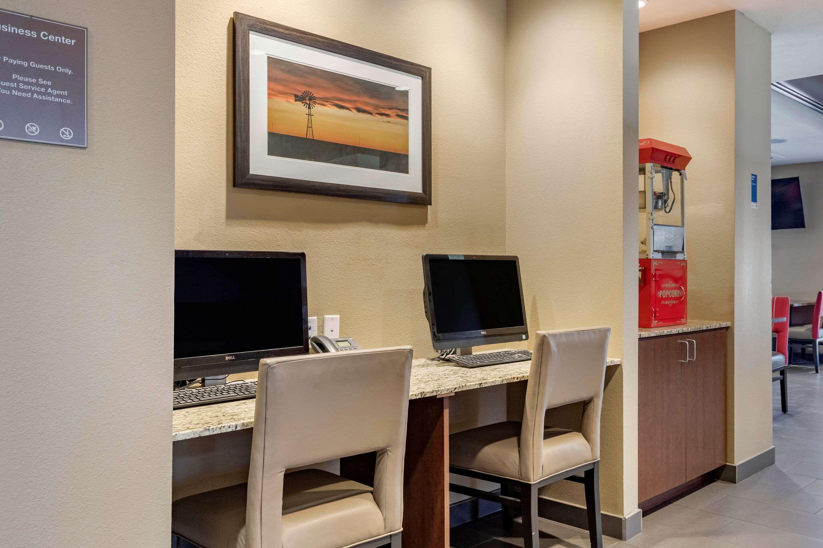 Comfort Inn & Suites Edgewood Zewnętrze zdjęcie