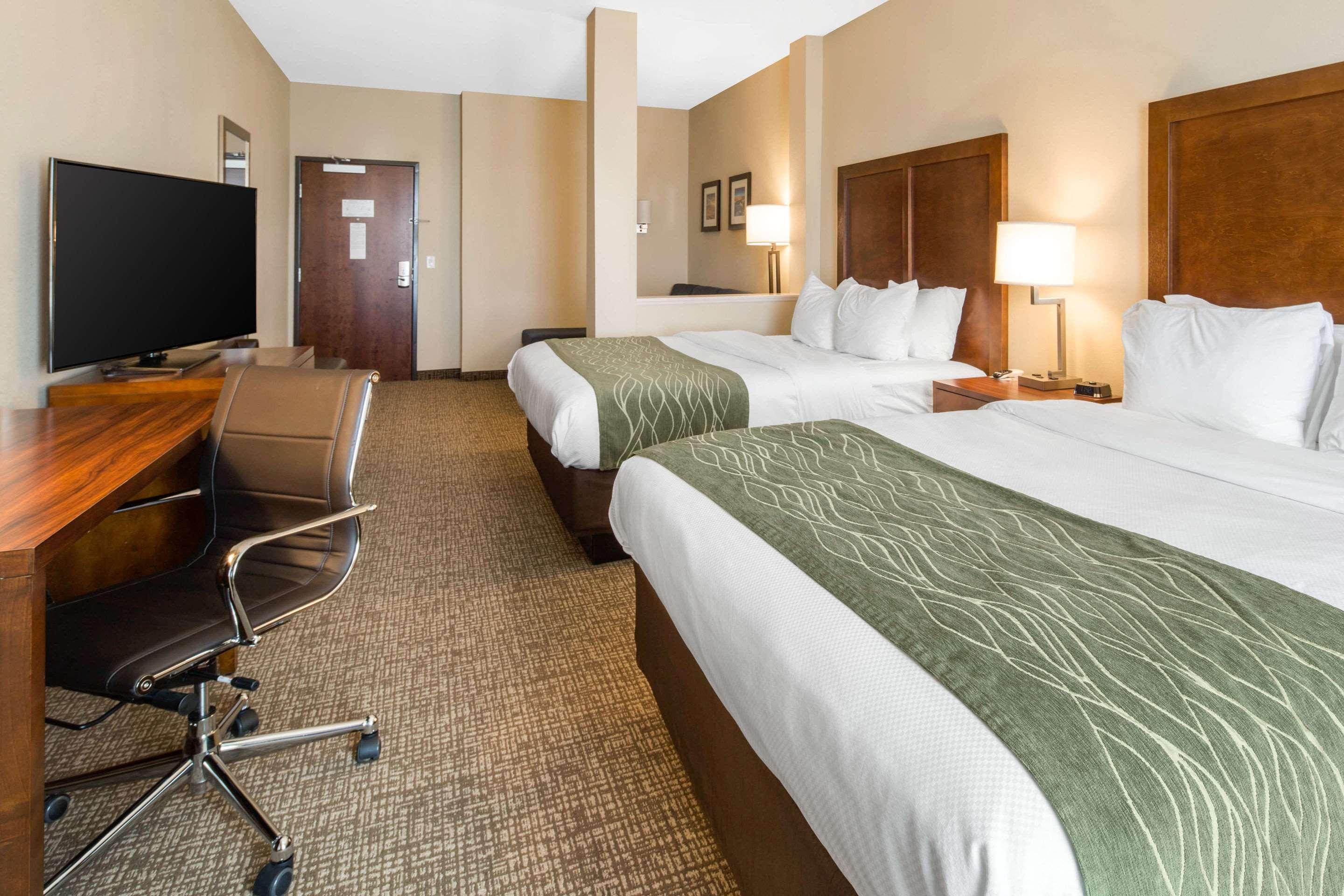 Comfort Inn & Suites Edgewood Zewnętrze zdjęcie
