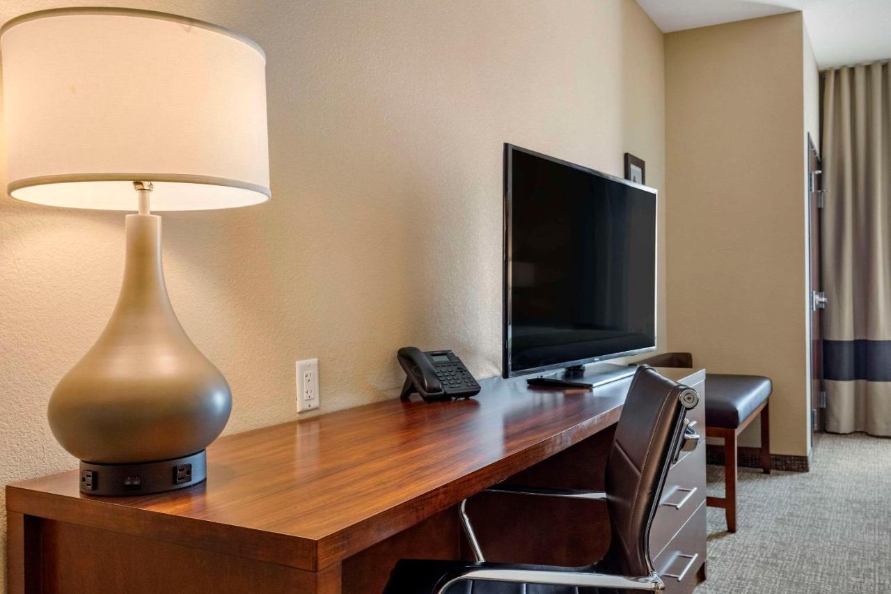 Comfort Inn & Suites Edgewood Zewnętrze zdjęcie