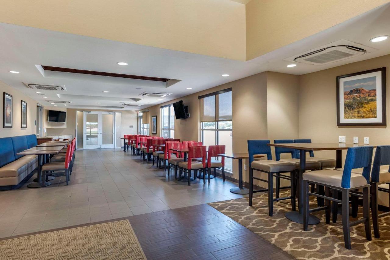 Comfort Inn & Suites Edgewood Zewnętrze zdjęcie